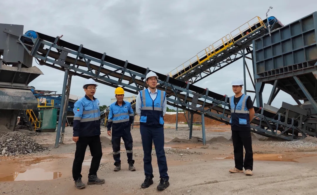 滕磊深入布谷尼鋰礦現(xiàn)場調(diào)研 強(qiáng)調(diào)安全生產(chǎn)與出口許可攻堅